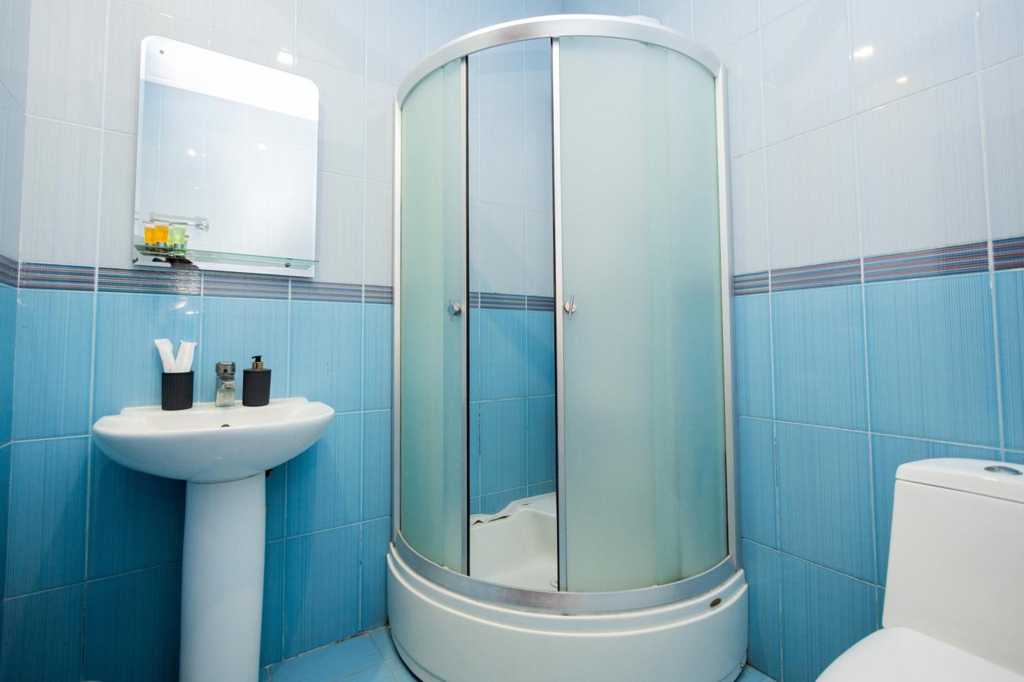 Yan Hotel Ереван Экстерьер фото
